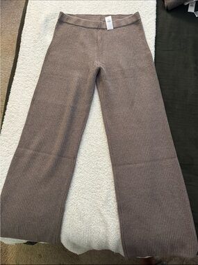 Gap - CashSoft Shaker-Stitch Sweater Pants